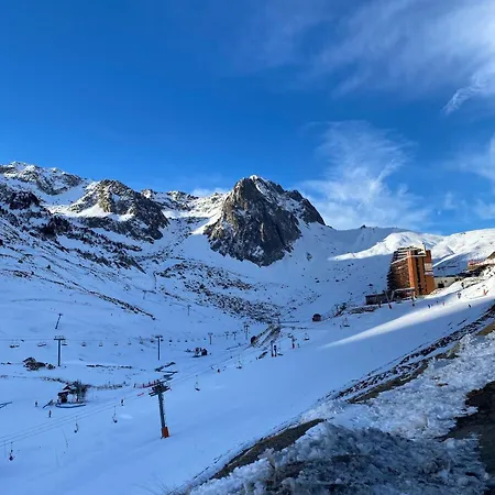 Pieds De Pistes, Mongie-tourmalet * בנרס-דה-ביגור